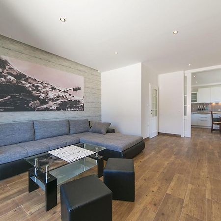 Apartments Sanja Baška Voda Kültér fotó