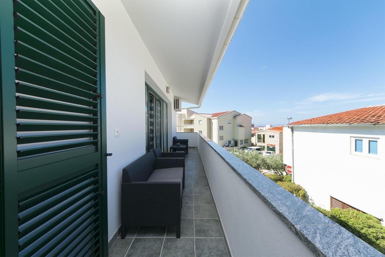Apartments Sanja Baška Voda Kültér fotó